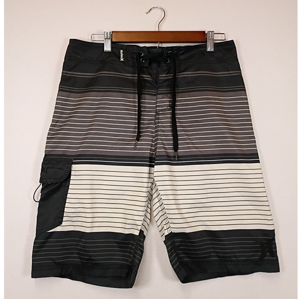 Surf Beach Hurley Mens 30 Black Grey White Striped Cargo Board Shorts MBS0002980